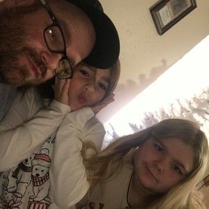 Meet your Posher, Kenneth